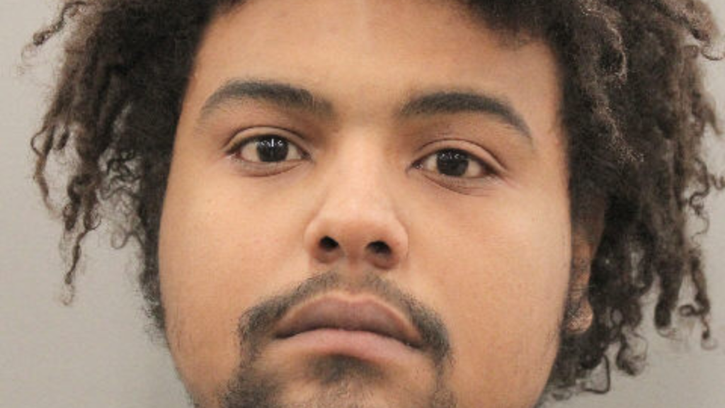 Arrestan a hombre por asesinato de su esposa - Austin Latino