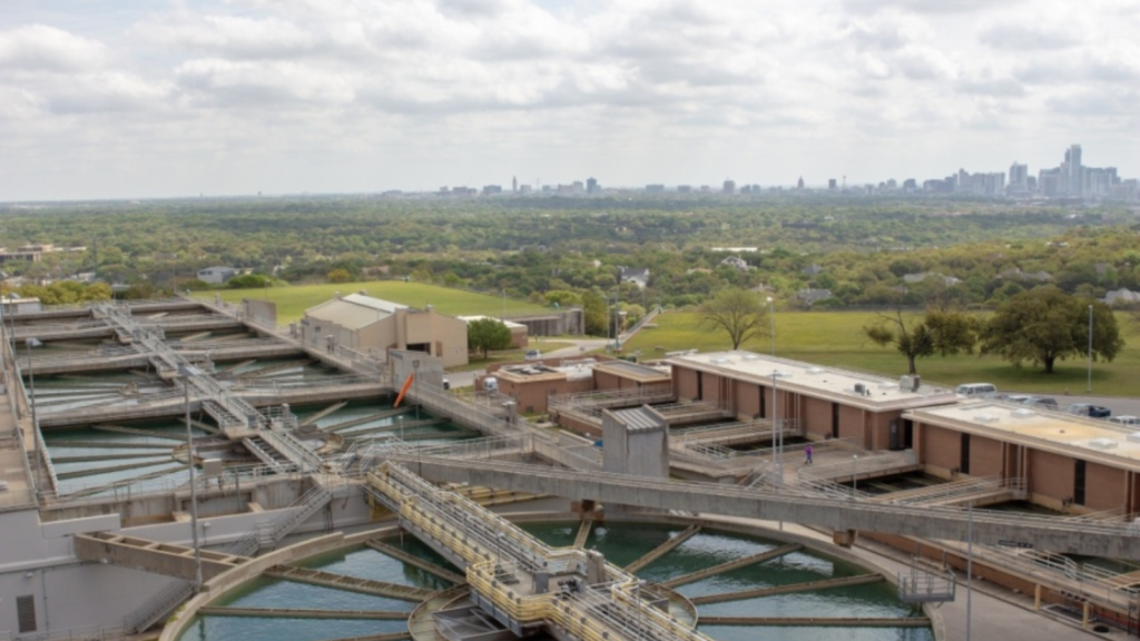 Austin Water aún presenta problemas de administración y fuerza laboral ...