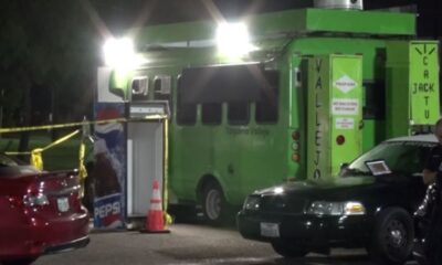 El dueño de un puesto de tacos estaba cerrando por la noche cuando tres hombres enmascarados se le acercaron y lo sujetaron a punta de pistola. (SBG San Antonio)