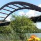 Un nadador se ahogó cerca del puente Pennybacker sobre el lago Austin el domingo, a pesar de la rápida respuesta de los equipos de emergencia y los intentos de reanimación, según el EMS de Austin-Condado de Travis. (CBS Austin)