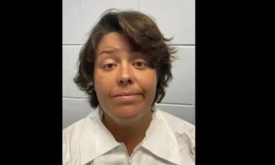 Jasmine Kennedy acusada de agresión doméstica por estrangulamiento, negligencia infantil y abuso infantil agravado (Foto: Oficina del Sheriff del condado de Osceola)