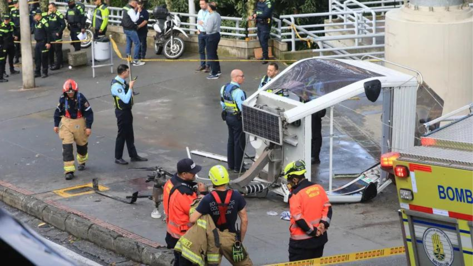 Medellín | Desplome de una cabina del teleférico deja un muerto y varios heridos