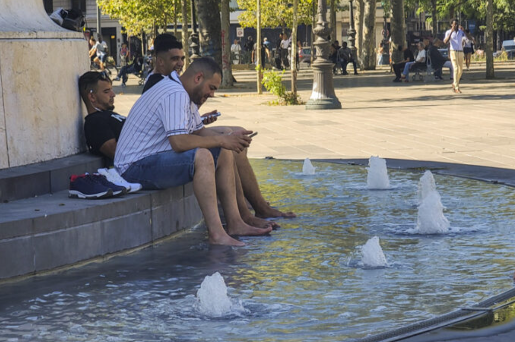 Verano llega con sofocante ola de calor para millones de personas en EU