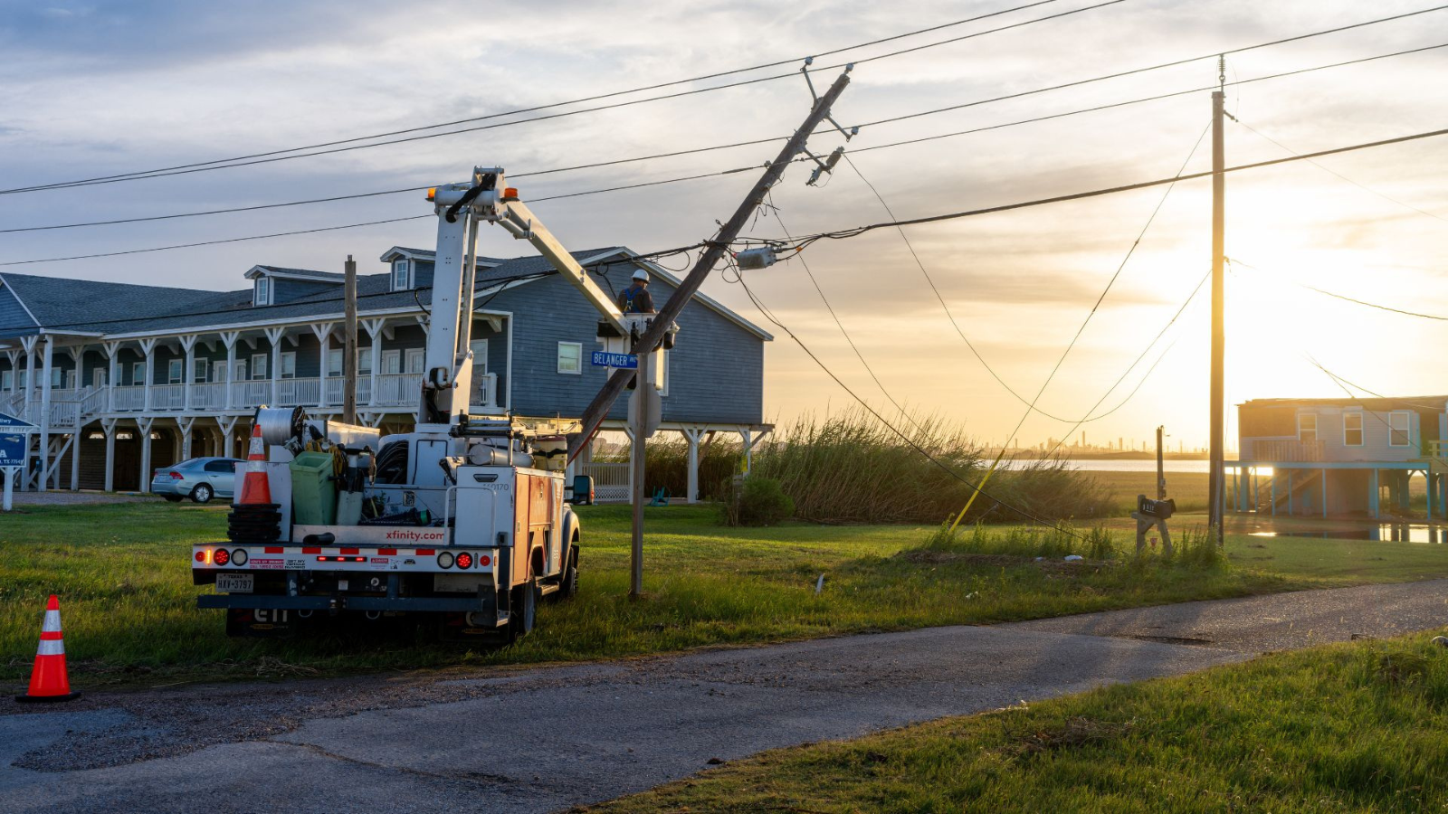 CenterPoint Energy informa que más de 1,4 millones de clientes ya tienen servicio eléctrico