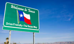 Texas es el tercer peor estado para mudarse en 2024, solo después de California y Nuevo México, y adelante de Louisiana y Alaska, según una clasificación de ConsumerAffairs.(Getty Images)