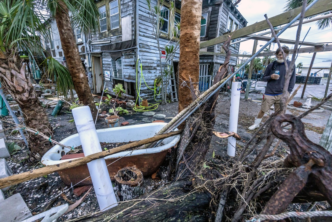 Huracán Milton deja cuatro muertos tras paso por Florida