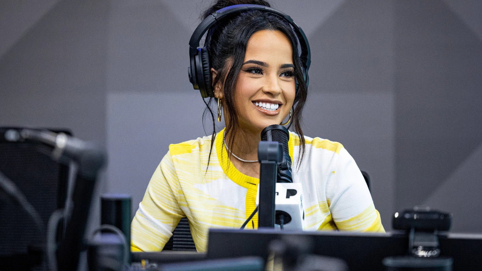 Becky G lanza su tan esperado cuarto álbum: “Encuentros”