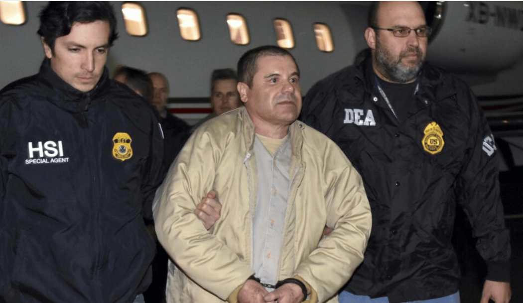 ‘El Chapo’ Guzmán pide nuevo juicio; dice que debía ser juzgado en Texas