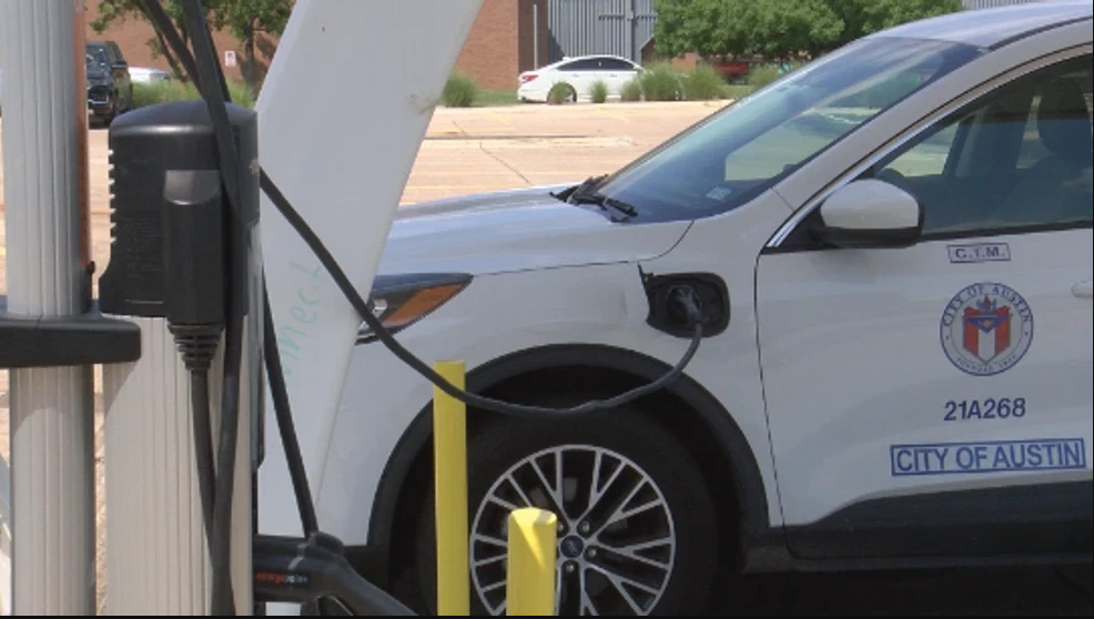 Austin ha ahorrado $25 millones con cientos de vehículos eléctricos