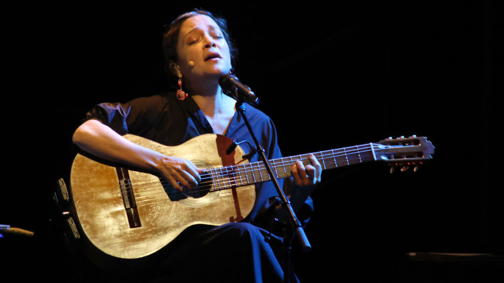 Natalia Lafourcade y su Cancionera Tour en ACL Live | Foto: Austin Latino / Jorge Iturralde - Austin Latino Natalia Lafourcade y su Cancionera Tour en ACL Live | Foto: Austin Latino / Jorge Iturralde