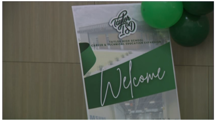Taylor ISD abre una nueva ala de Educación Profesional y Técnica en Taylor High School