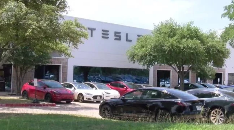Tesla lanzará robotaxis en Austin la próxima semana