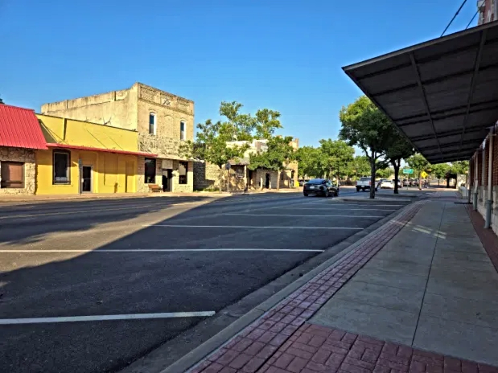 Kyle aprueba su plan maestro de aceras