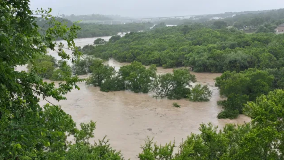 Labores de búsqueda y recuperación continúan por cuarto día