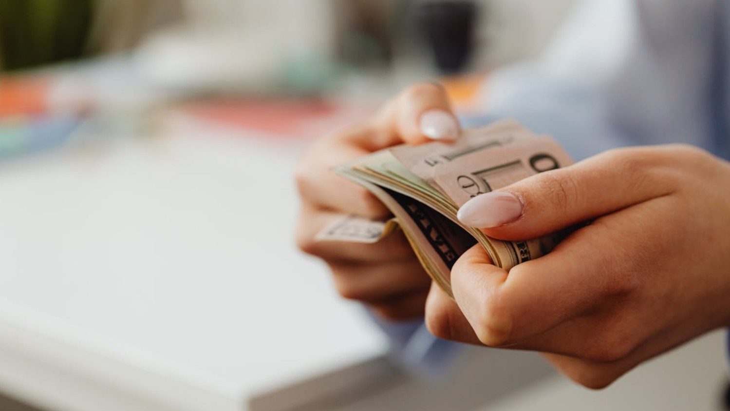 Gastos de consumo / Photo By: Kaboompics.com: Pexels