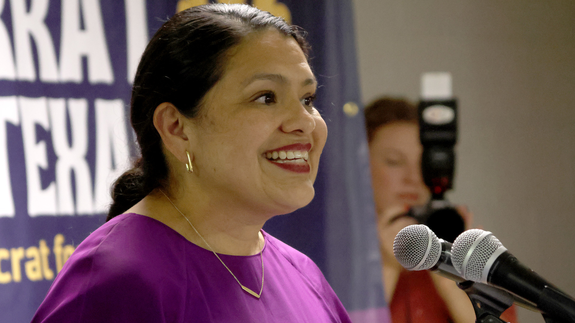 Montserrat Garibay dio inicio a su campaña por el Texas House District | Foto: Austin Latino / Jorge Iturralde