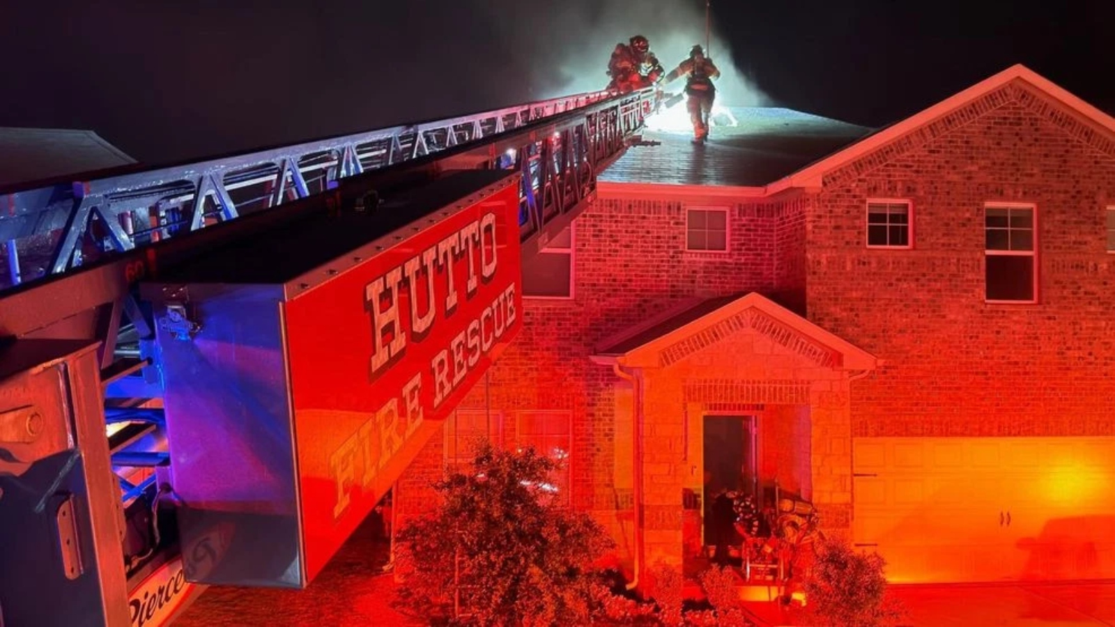 (Cortesia: Hutto Fire Rescue)
