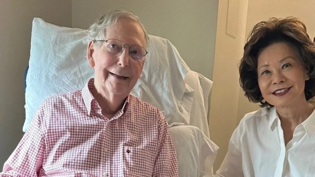 (Cortesía de Courtesy of Mitch McConnell)
