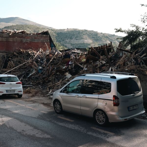 Cortesía de Serkan Gönültaş :