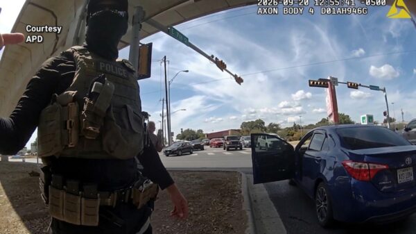 image 28 - Austin Latino (Cortesía de taken from video provided by Austin Police)